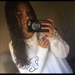 Meet your Posher, Maya